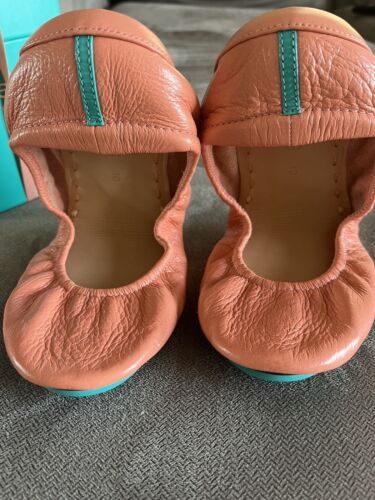 NIB Tieks Peach Poppy PIP Leather Ballet Flats Shoes Size 10 HTF RARE Limited - Picture 1 of 3