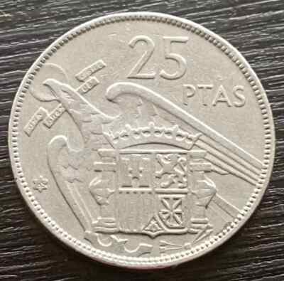 Coin Spain España 25 Pesetas 1957 (65) Minting error. Head defect