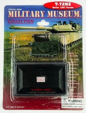 Pegasus 608 Soviet T-72M2 1987 Parade 1/144 Scale Model with Display Case