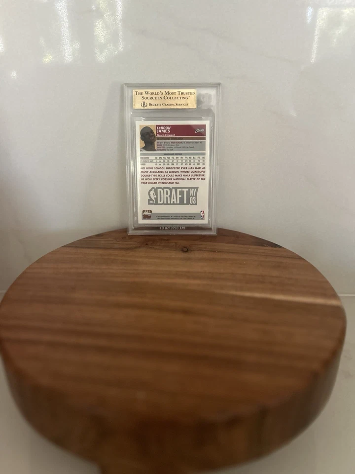 2003-04 Topps 1ª Edición RC LeBron James #221 Con 10 Centrados Posibles PSA10 Foto 4 de 4