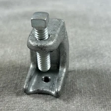 O-Z Gedney IS-500 Beam Clamp 7/8" Opening 1/4-20 Threaded Holes - 12 Ct