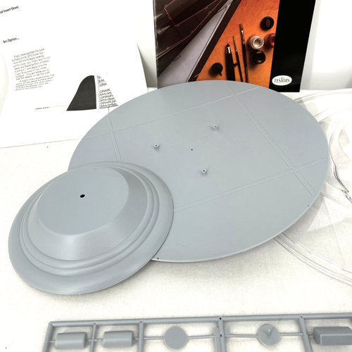 Testors Area S4 UFO Revealed! 1:48 Scale Model Kit 576 - Picture 15 of 17