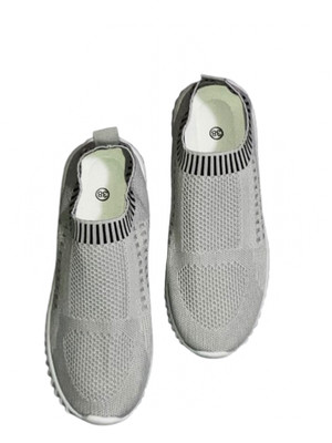 New Without Tags Light Gray Slip-On Knit Sneakers for Women size 38; US SIZE 7