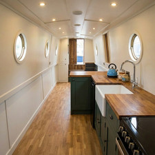 Small Ceramic Belfast Kitchen Sink & Waste Ideal for Narrow Boats Air B&B Studio