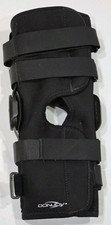 DonJoy Deluxe Medium Size Breathable Drytex.Hinged Knee Wrap