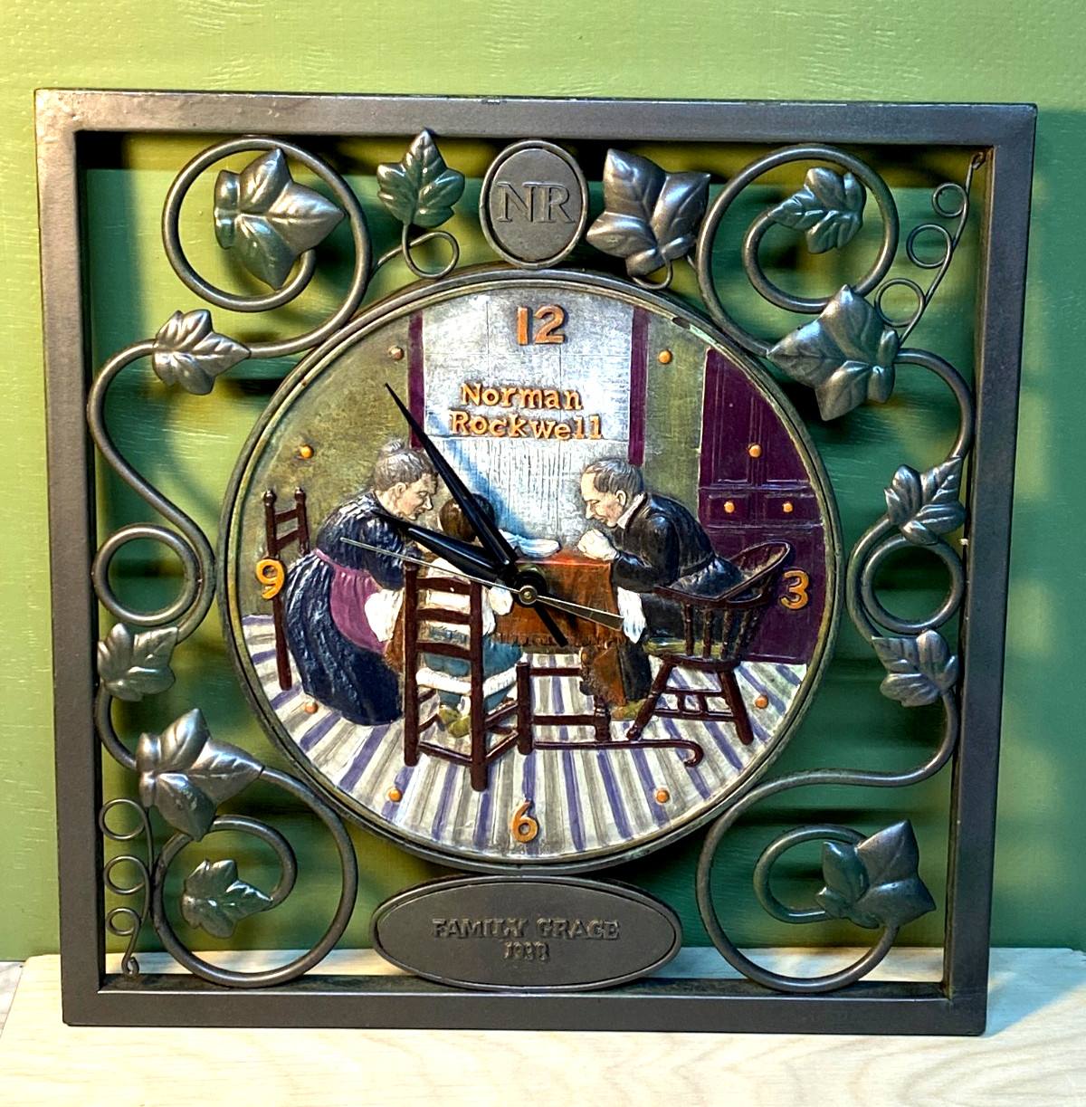 Vintage Metal Norman Rockwell Numbered Wall Clock 'Family Grace' 2001