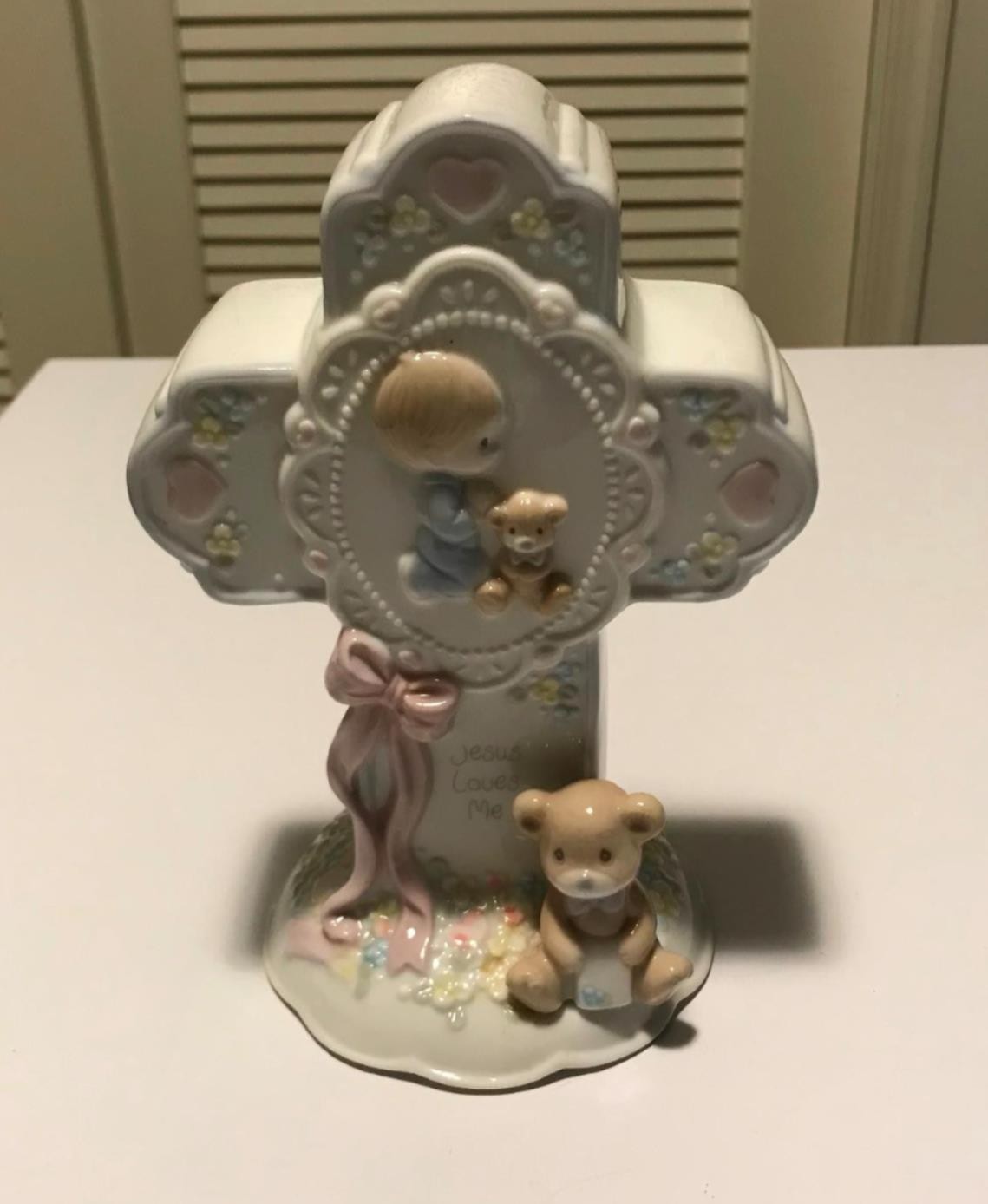 Vintage Enesco Precious Moments 1993 Cross Jesus Loves Nursery Night Light Lamp