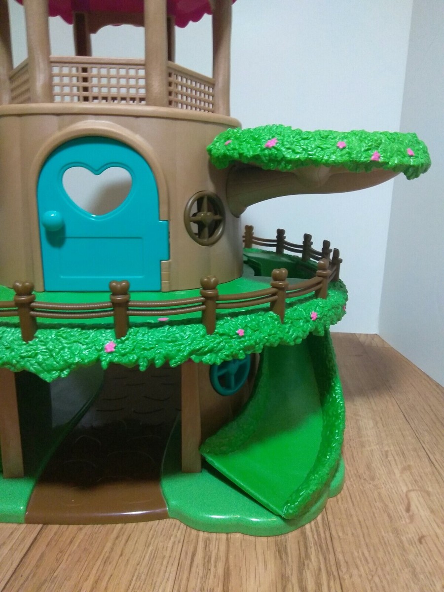 Li'l Woodzeez Family Treehouse with Crank Elevator Playset