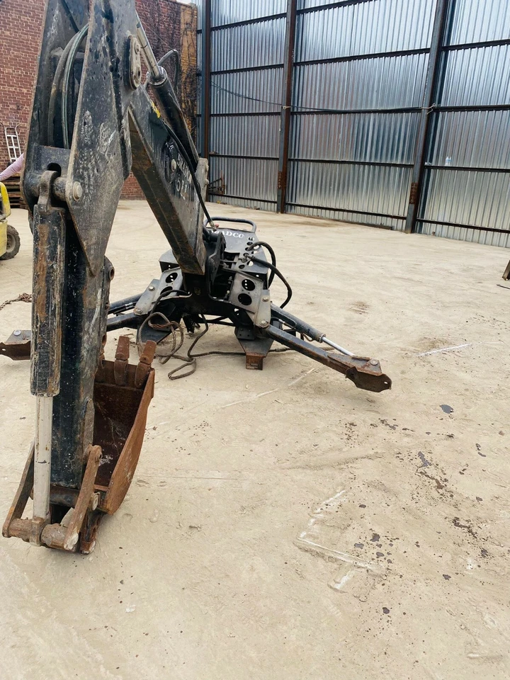 BRADCO 511B SKID STEERBACKHOE - Image 2 of 4