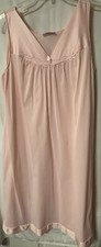 Vintage Vanity Fair M Pink Nylon  Satin Nightgown  Robe Peignoir Set W/slipper