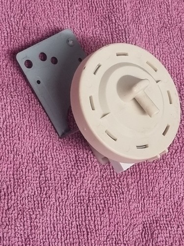 LG F4J609WN WASCHMASCHINE WASSERDRUCKSCHALTER 6601ER1006R / T23