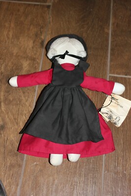 Vintage Redding & Co. Faceless Amish Doll. Burgundy Dress Black Apron Bonnet. PA