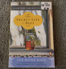 The Secret Life of Bees Novel by Sue Monk Kidd Paperback Penguin Books 1998
