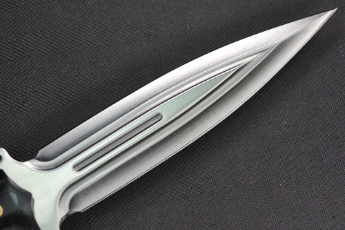 Busse Custom FMV6 .21" Satin/Competition INFI w/CBTs, G-rexed Clam Shell Handle - Picture 6 of 14