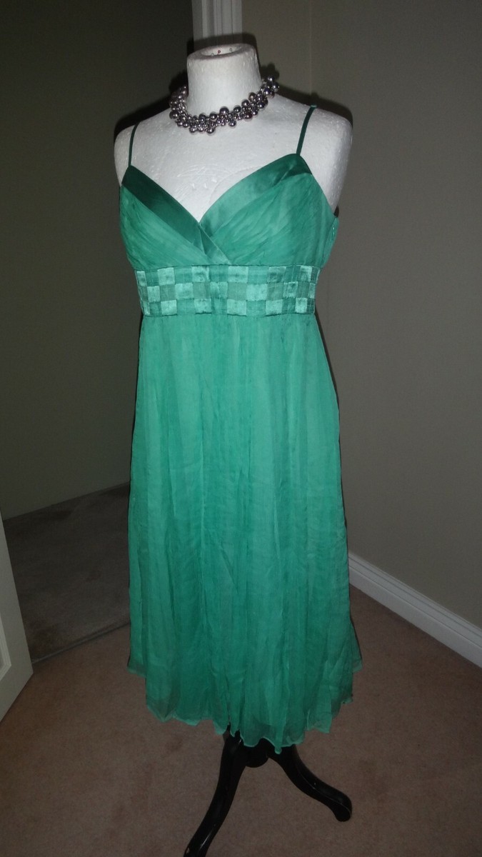 green emerald velvet dress KOOKAI Harper Maxi Dress