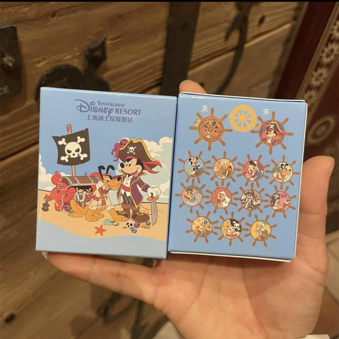 Disney 2025 mickey mouse friends pirates mystery 1 pin box shanghai disneyland