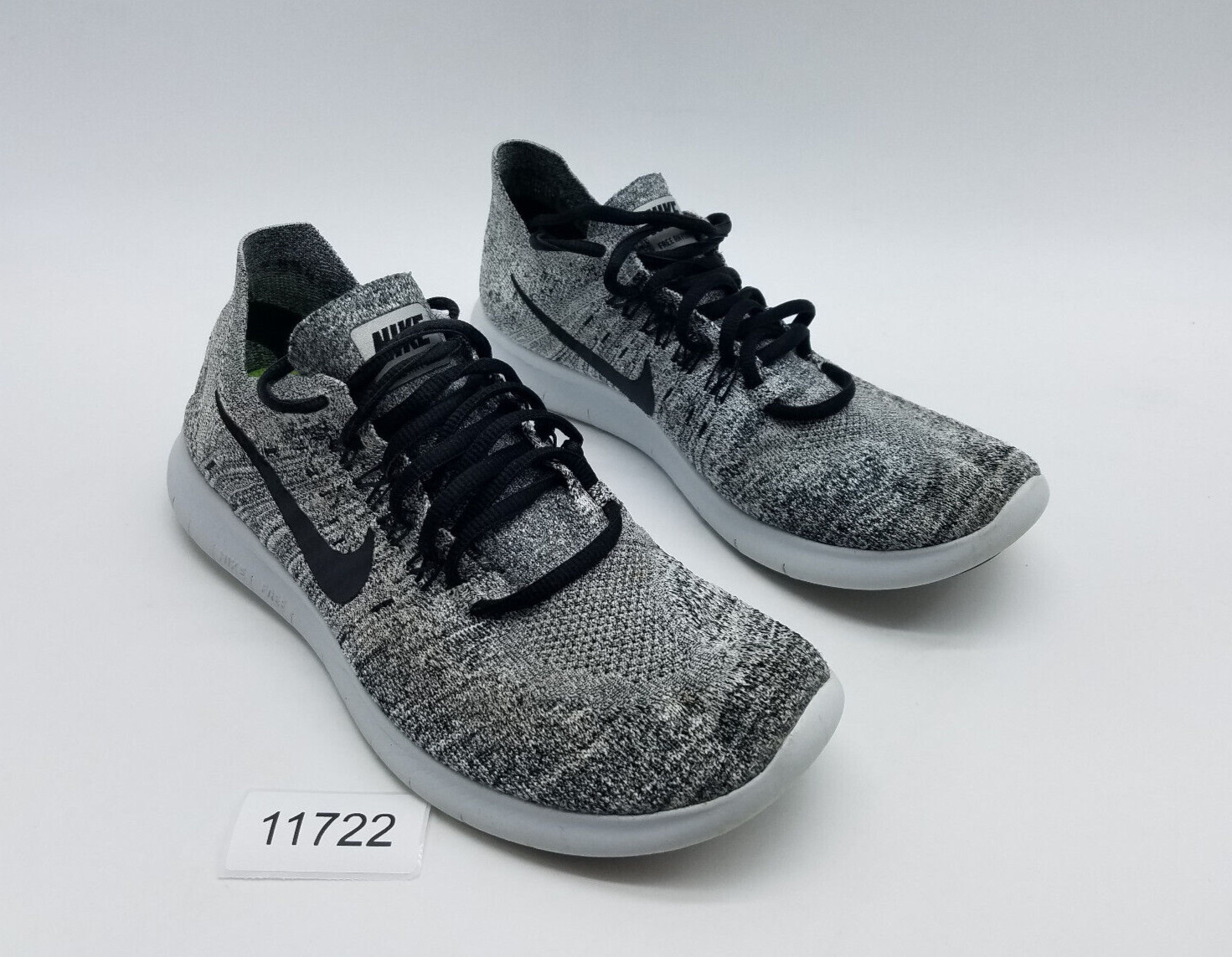 Nike Free RN Flyknit Women's Size 7.5 Running Shoes Black White Oreo
