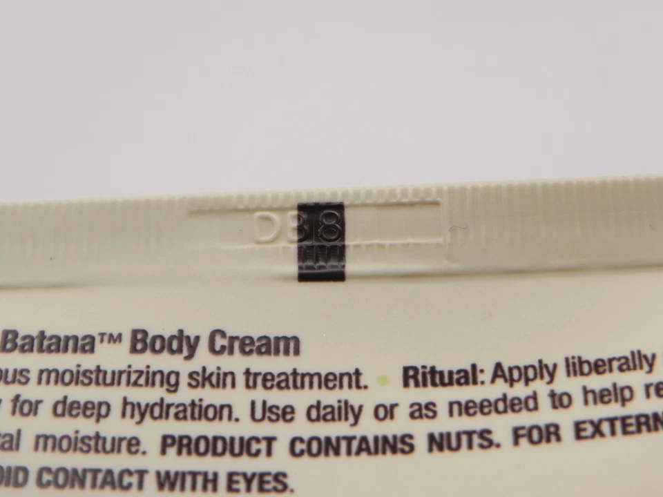 Crema corporal Ojon Batana Tribal Indulgences 5,9 oz infundida con buriti Foto 3 de 4