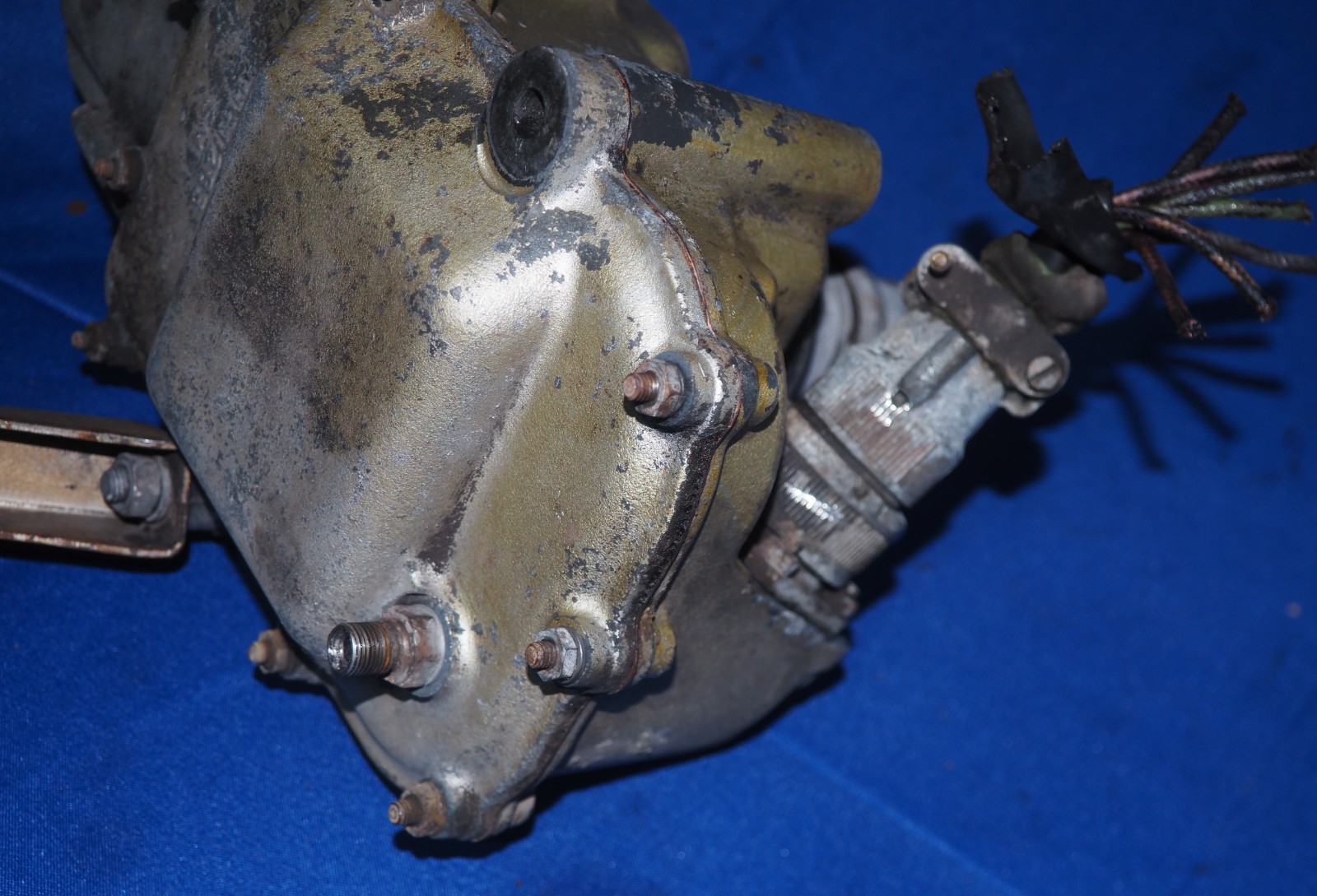 Rolls-Royce Silver Shadow 1965-1967 Gear motor