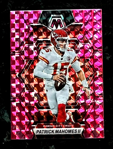 2023 Patrick Mahomes II [Camo Pink] #109