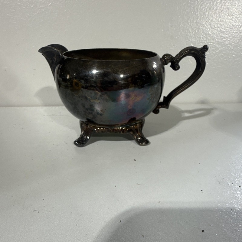 WM Rogers Silverplate Creamer Pitcher with Handle & Spout, Footed Silver Plate