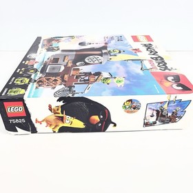 LEGO 75825 Angry Birds Piggy Pirate Ship Movie Complete Set