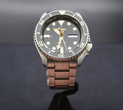 Seiko 5 Sports SRPD57K1 Automatic Men's Watch *Pre-owned* FREE SHIPPING