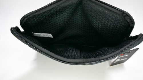 Dakine 365 Tech Sleeve 13" Cascade Camo Tablet Computer Sleeve - Picture 4 of 5