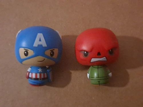 Funko Pint Size Heroes Captain America and Red Skull (Marvel Collector Corps)