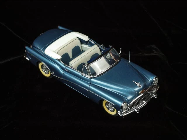 Buick Skylark 1953 convertible Danbury como nuevo, modelos de autos de metal fundido a presión. Foto 2 de 3