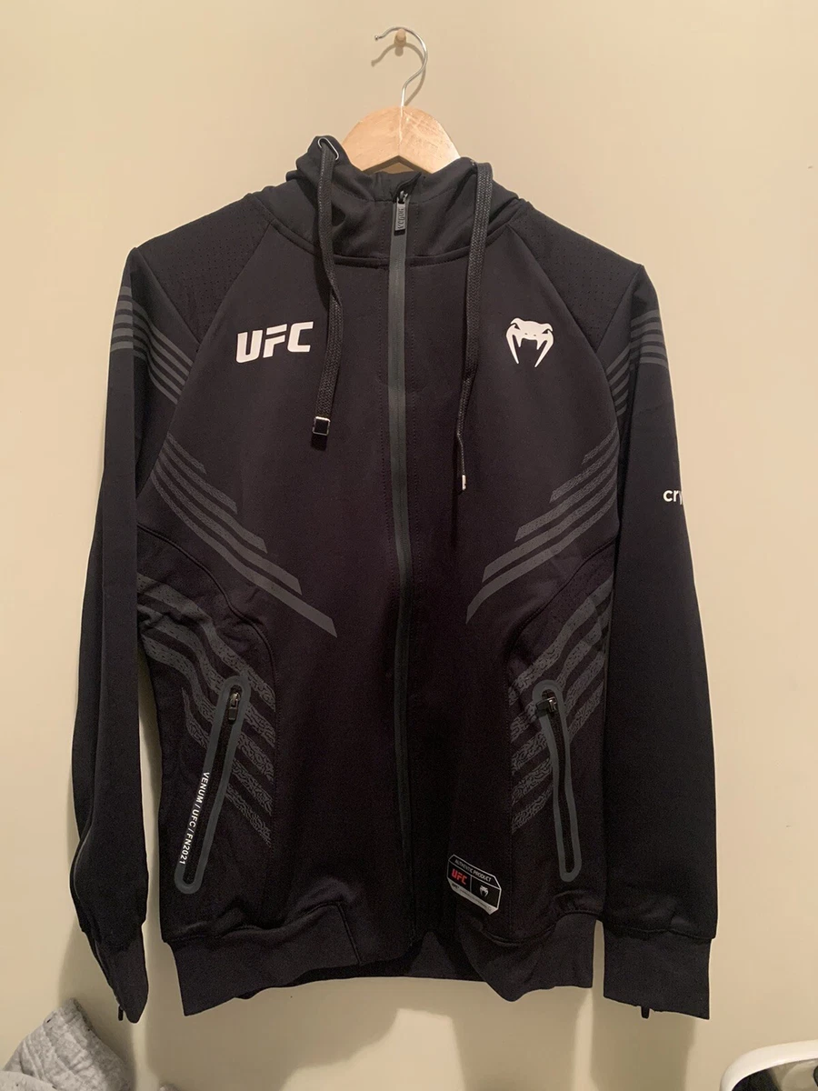 NEW UFC VENUM AUTHENTIC FIGHT NIGHT MEN WALKOUT HOODIE BLACK SIZE