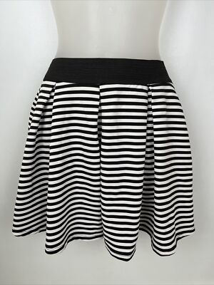 Romeo Juliet Couture Black White Back Zip Skater Skirt Size S