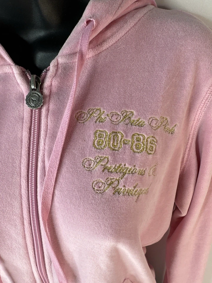 Victoria’s Secret Rosa 80-86 Cremallera Completa Sudadera con Capucha Talla Pequeña 2006 Y2K Phi Beta Rosa Foto 2 de 4