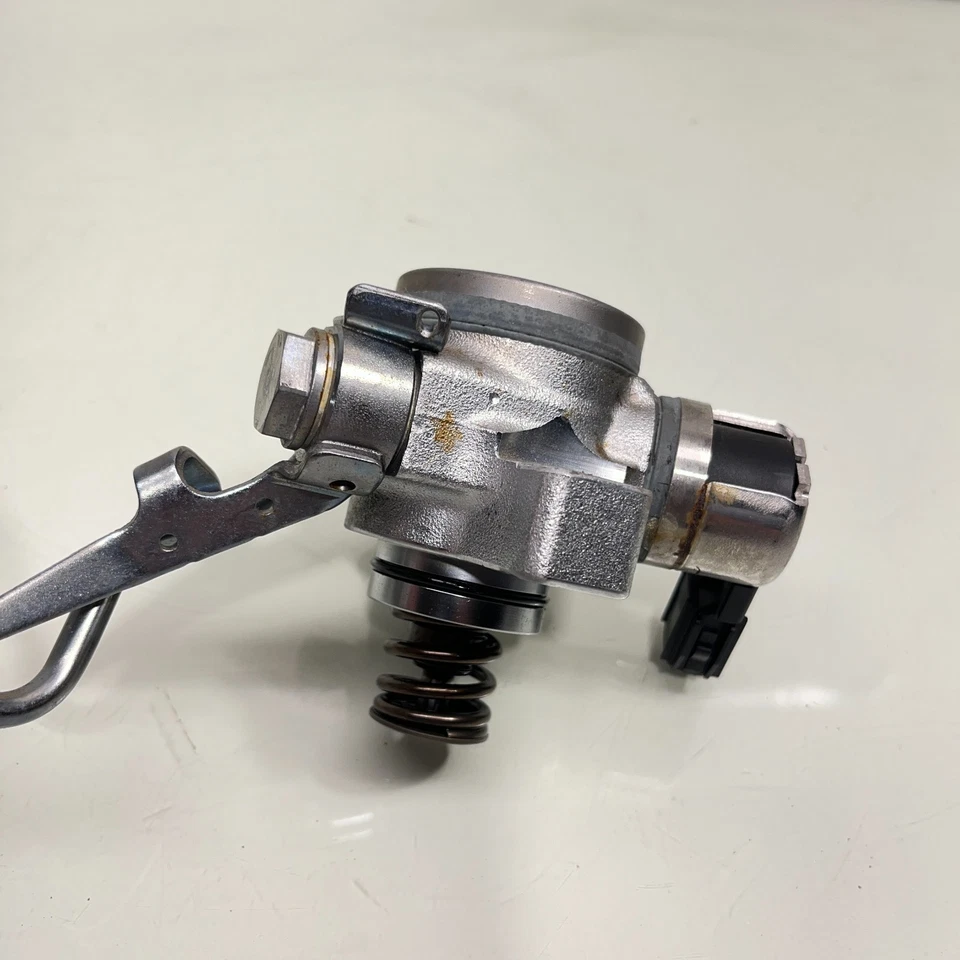 Bomba de combustible de alta presión para Honda Accord CR-V 2013-2022 Acura ILX TLX 167905LA Foto 2 de 4