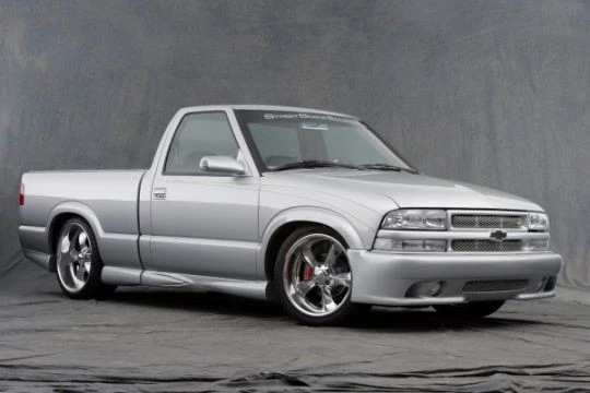 1982 - 2004 年雪佛兰 S10 / 吉姆西索诺玛标准驾驶室短床皮卡 — 第 3/4 张图片