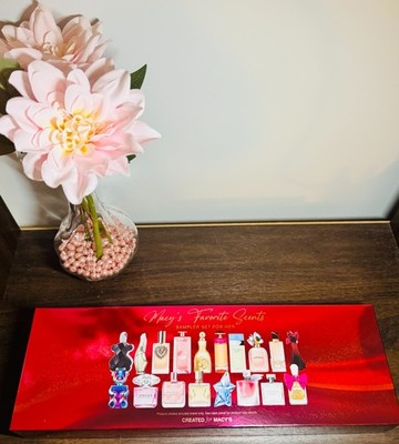 Holiday Macy's Favorite Scents Sampler Discovery Set For