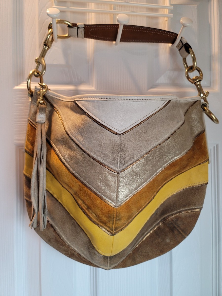 COACH ゴールド・ベージュ ローファー 7B COACH（コーチ）の「ローファー・シグネチャー ジャカード