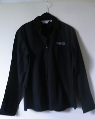 Schwarze Bluse Langarm mit Stickerei ANIXTER-ASSURED in hellblau/gelb Gr. ML 