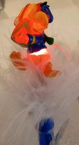 NUEVO Disney Jiggly Plumas Iluminadas Navidad Mickey Navidad Donald & Mater ¡Funciona! - Imagen 9 de 14