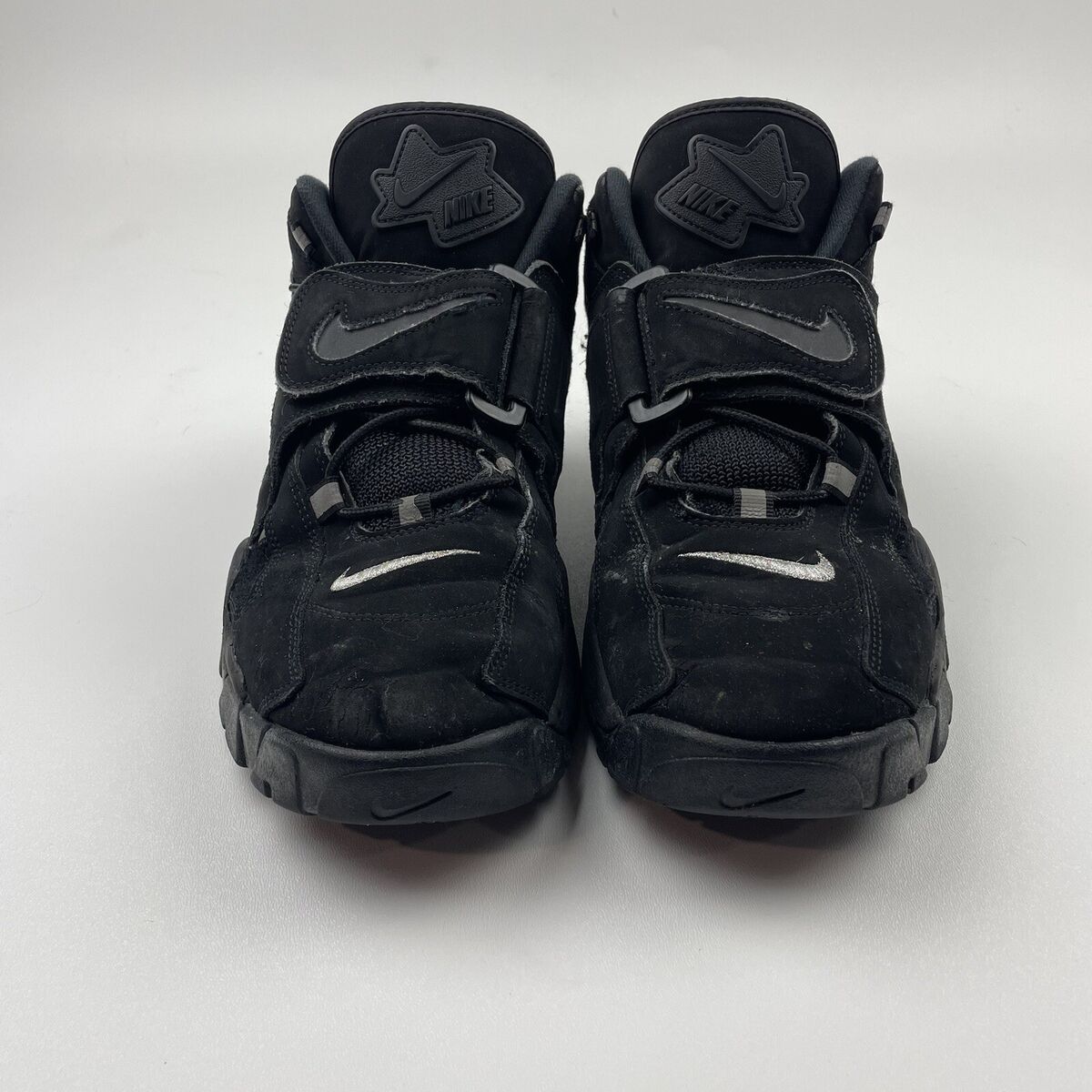 Nike Air Barrage Mid Triple Black Size 11 Men's AT7847-002 Nike Air Barrage Mid Triple Black Size 11 Men's AT7847-002