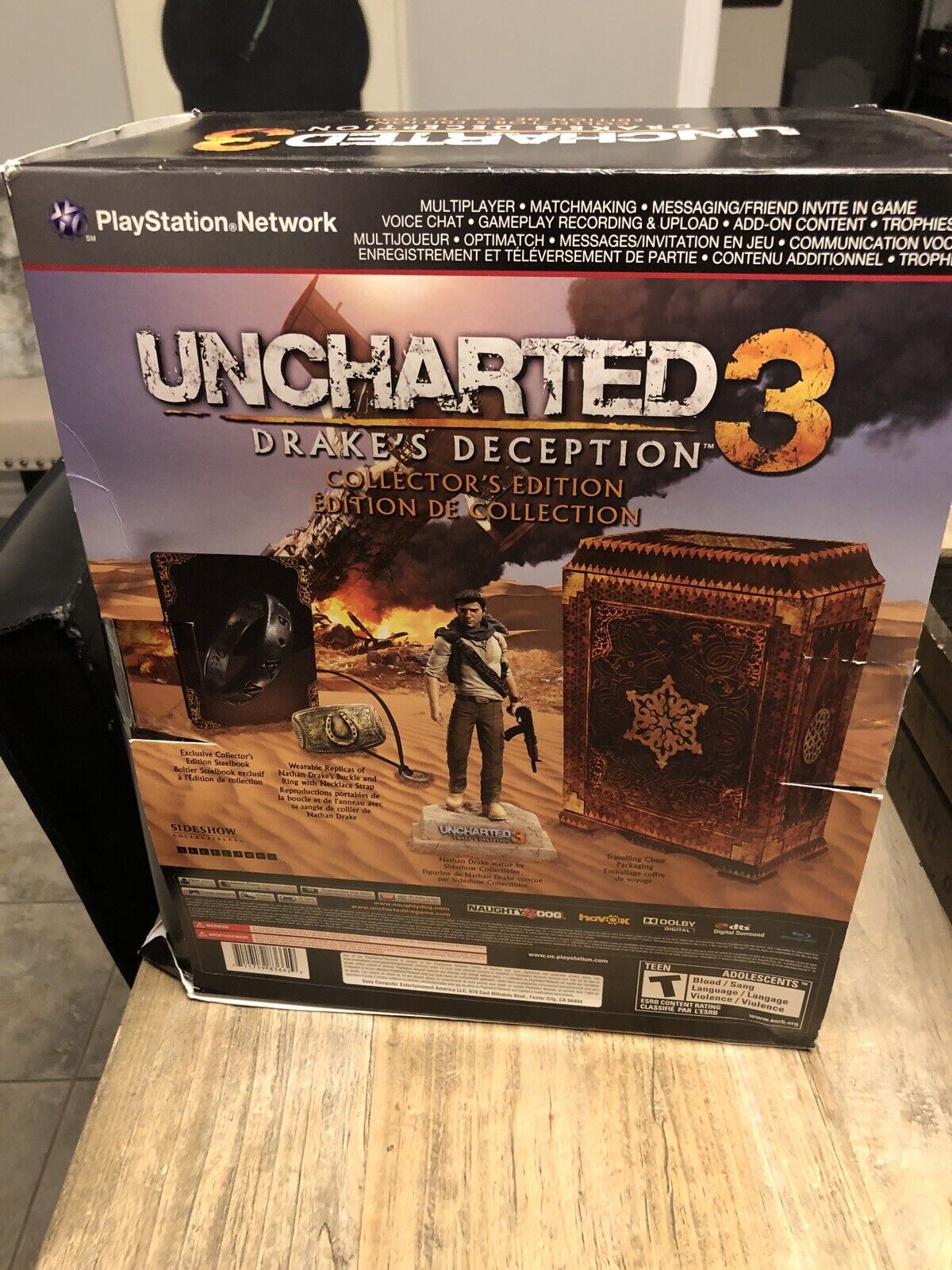 Uncharted 3 PS3 Drake's Deception SideShow Collectibles Nathan Drake Figure