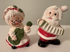 Lefton 1667 Mr. & Mrs. Claus with Accordion and Guitar Salt & Pepper Shaker Set
