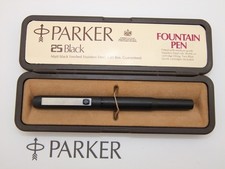Mint Boxed Epoxy Black Trim Parker 25B MkIII Fountain Pen, Med SS Nib (M292)