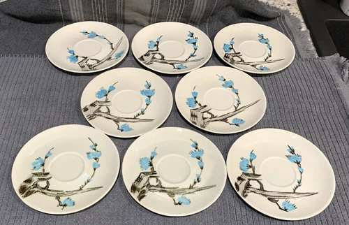 Vtg Red Wing Pottery DRIFTWOOD 6” dia. SAUCERS SET OF 8 Blue Flowers EX. cond.