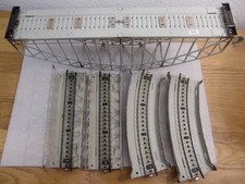 1 Märklin Bogenbrücke, 2 Gitterbrücken, 2 Rampenstücke gebogen, HO