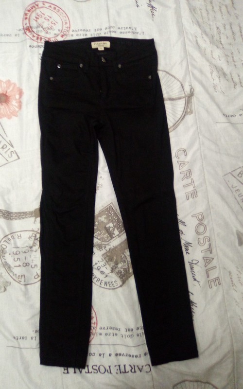 Burberry London Women's Skinny Jeans  Smirdan 25 W   L26