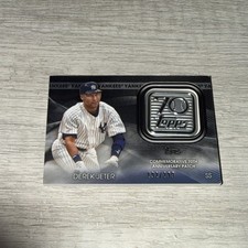 2021 Topps - Black /299 Topps 70th Anniversary Logo Patches Derek Jeter