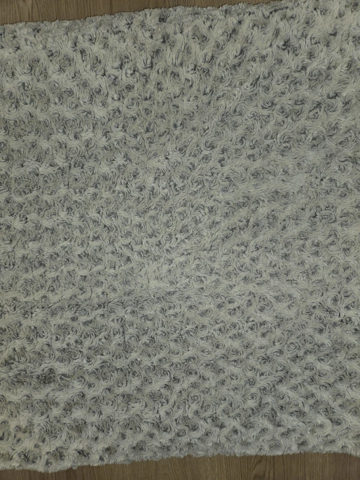 Hollywood Feed Dog Crate Bed - Plush Swirl Mat 41" x 26" - Image 3 of 4