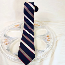 Harold Grant Repp Nicktie R-Shoulder to L-Hip Diagonal Gold in Red on Navy Blue