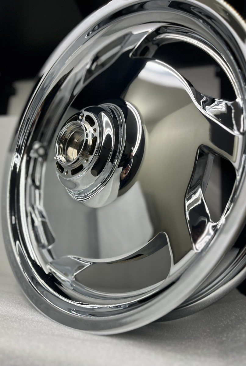 HONDAマメトラ HONDA 1997 -2003 VALKYRIE FRONT GL1500 CHROME WHEEL 44650-MZ0-674